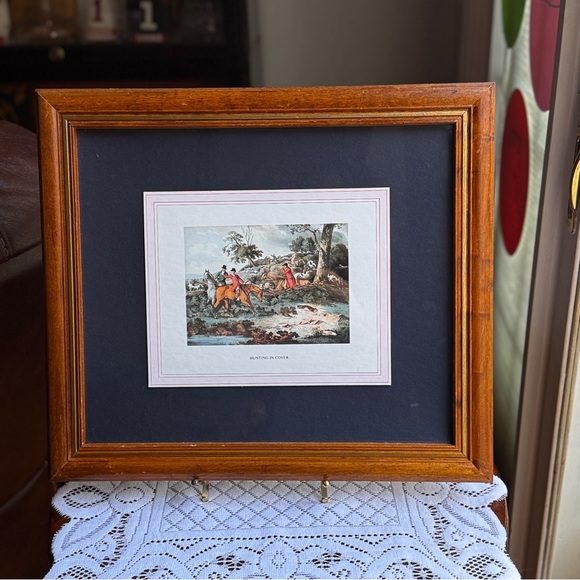 Framed ‘Hunting In Cover’ Print - Picture 1 of 3